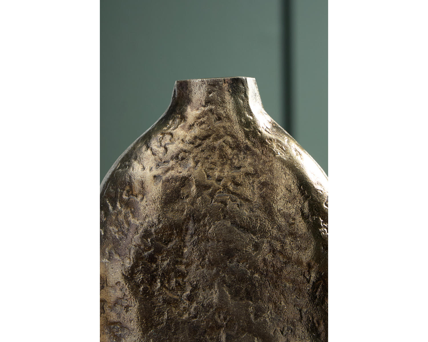 Wallmond Vase