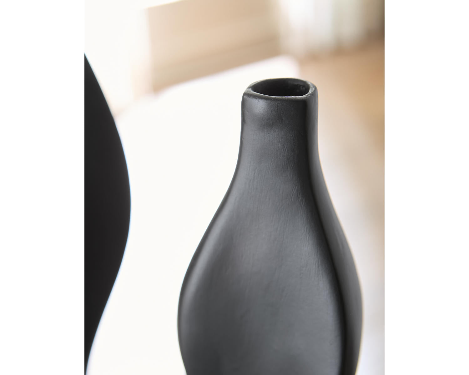 Judsen Vase