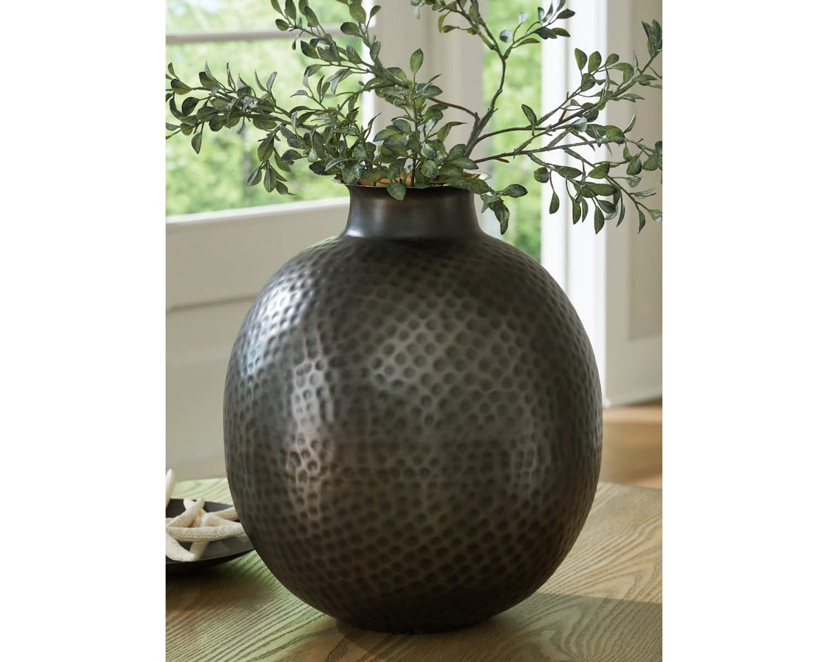 Woody Vase