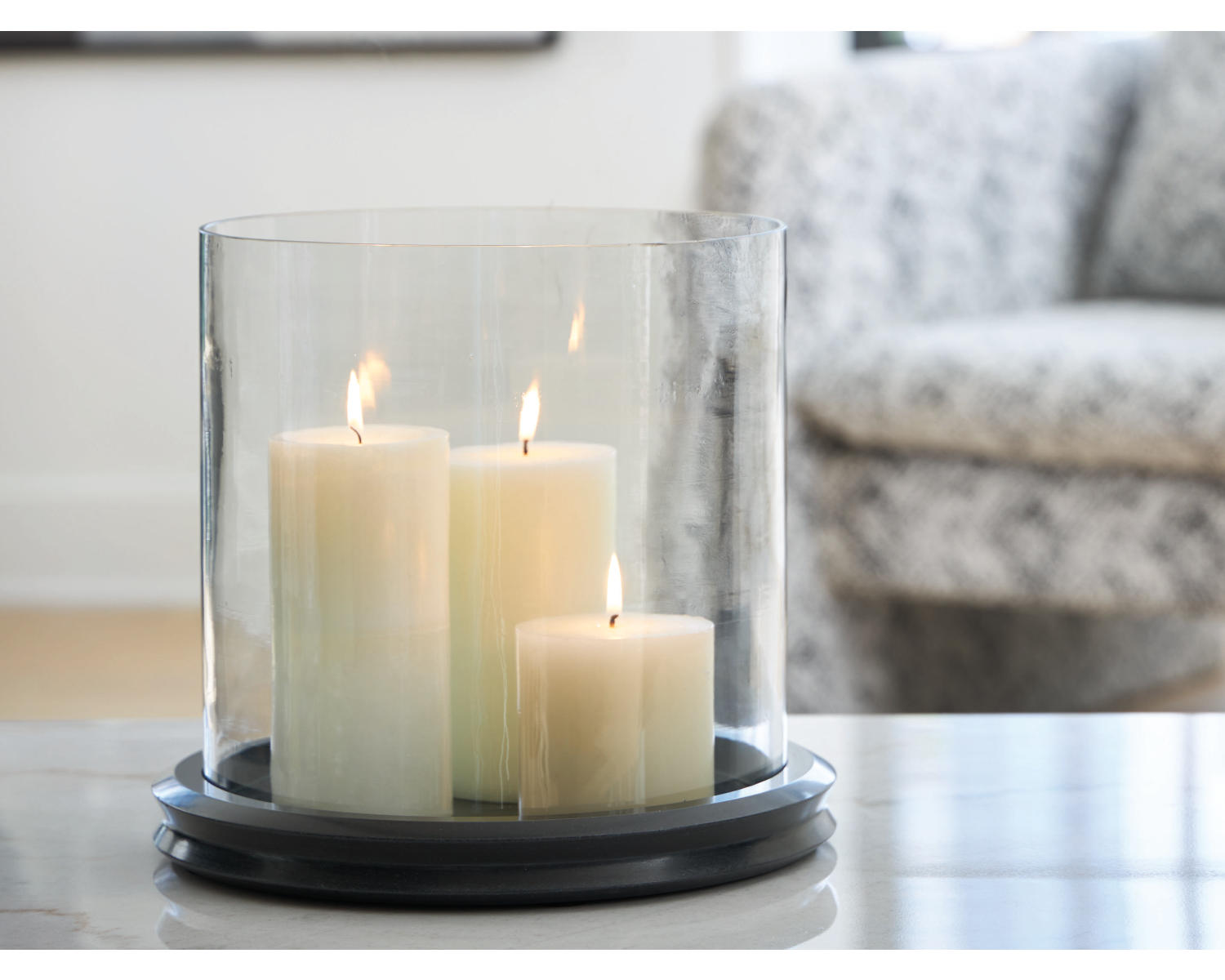 Saskia Candle Holder