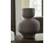 Dalsen Vase