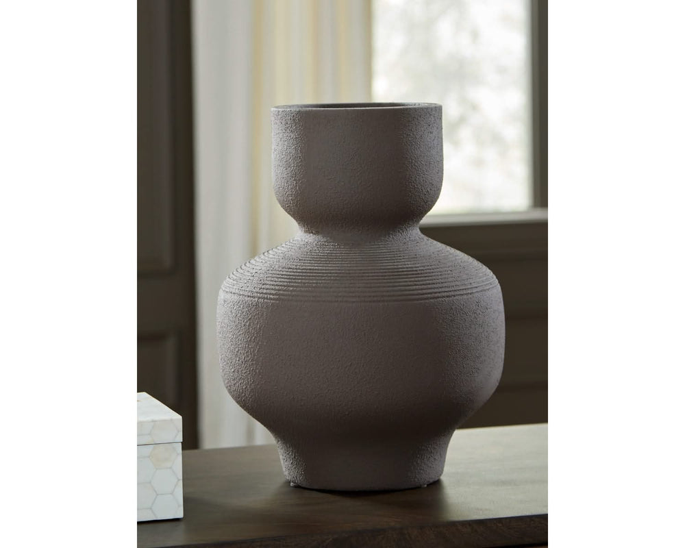 Dalsen Vase