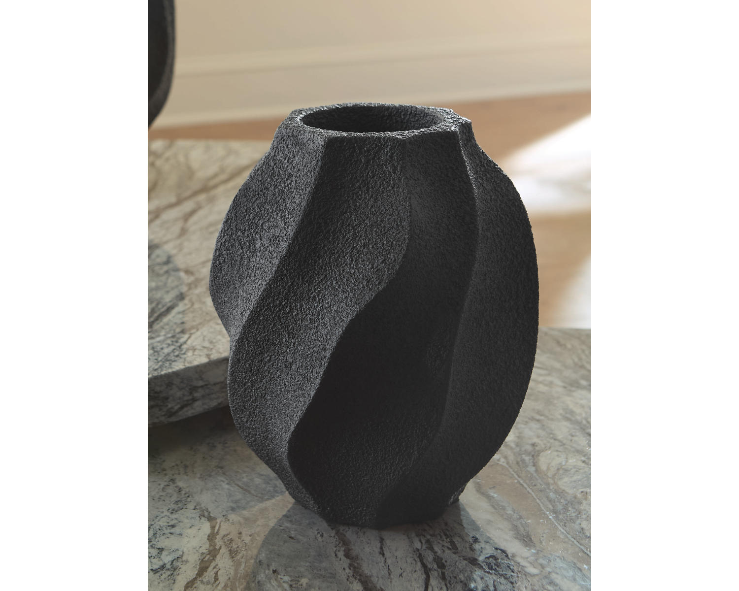 Judworth Vase