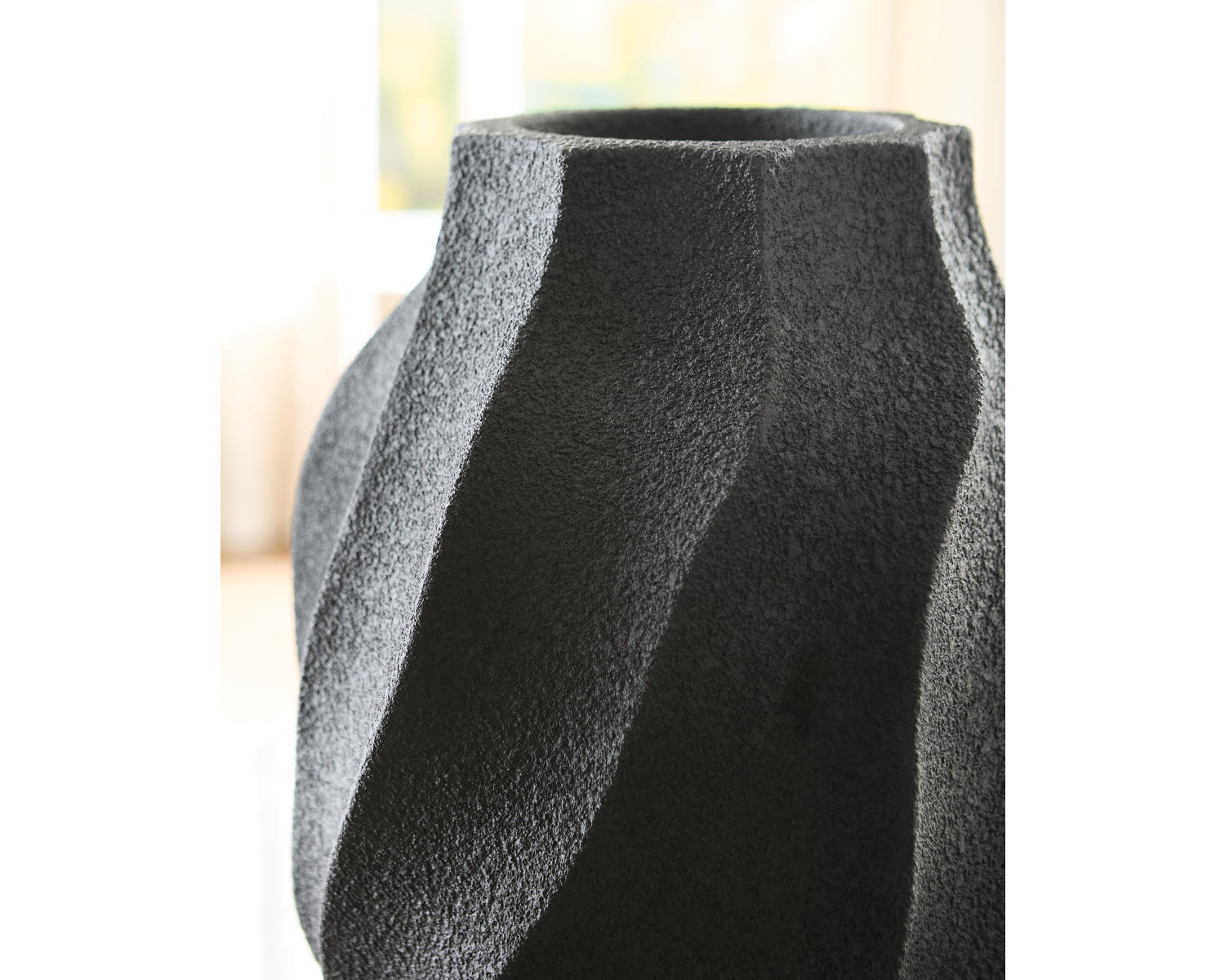 Judworth Vase
