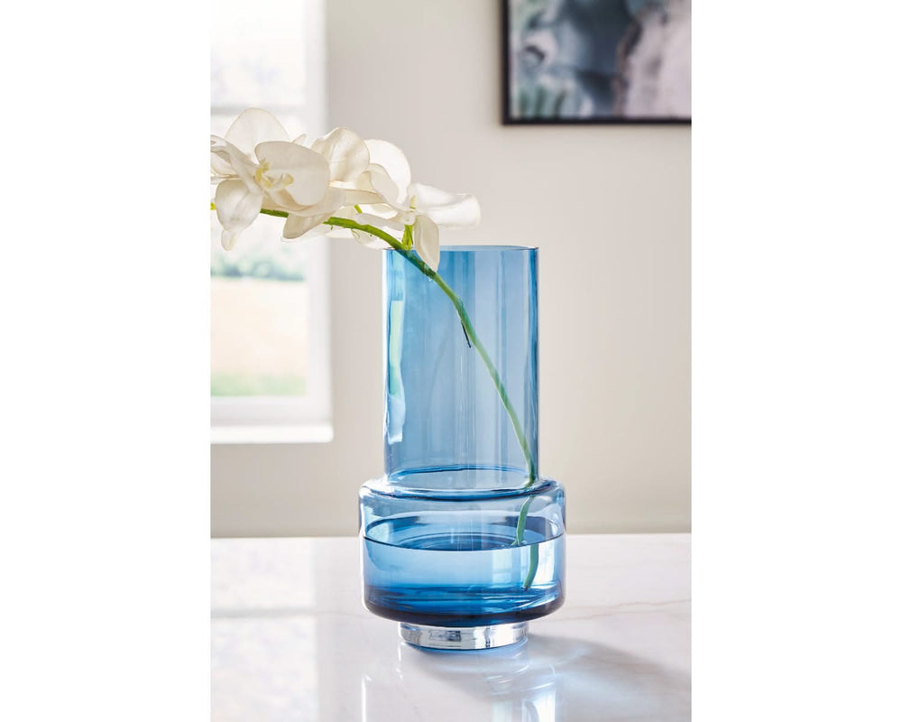 Bealen Vase