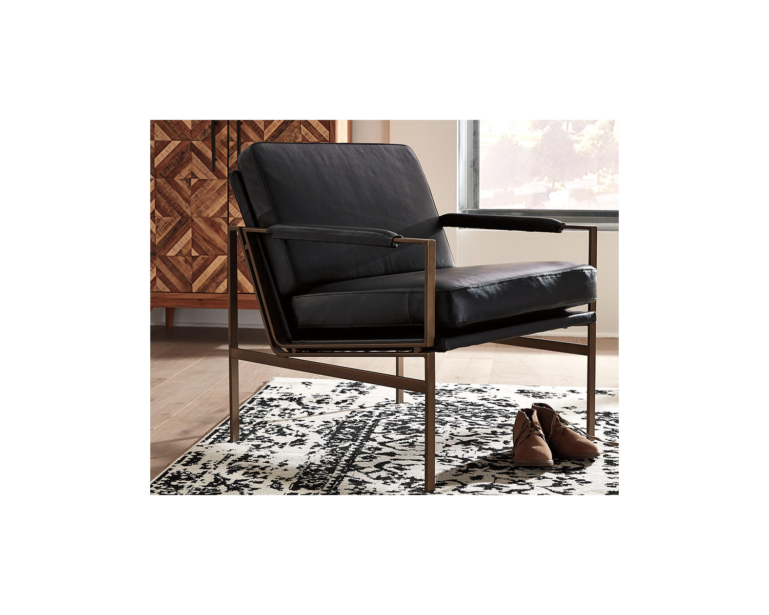 Puckman Accent Chair