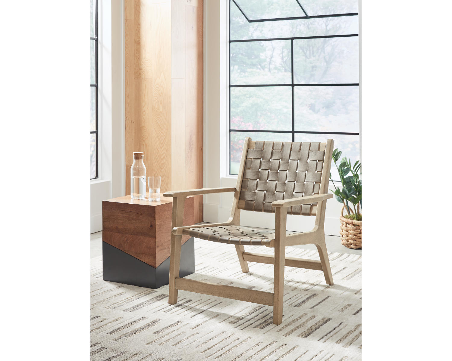 Jameset Accent Chair