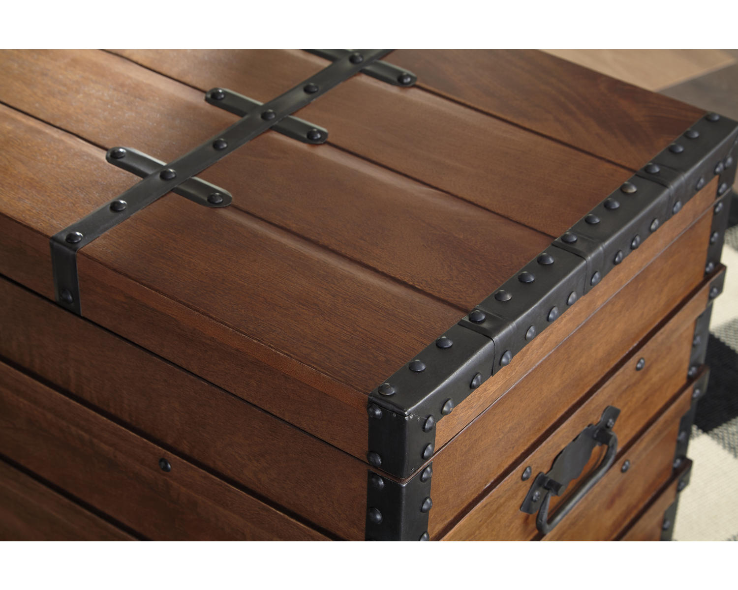 Kettleby Storage Trunk