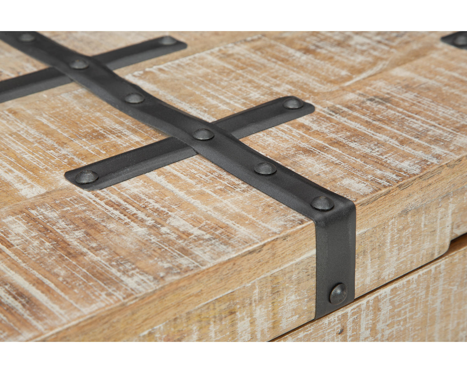 Dartland Storage Trunk