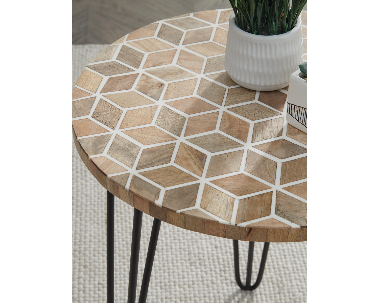 Drovelett Accent Table