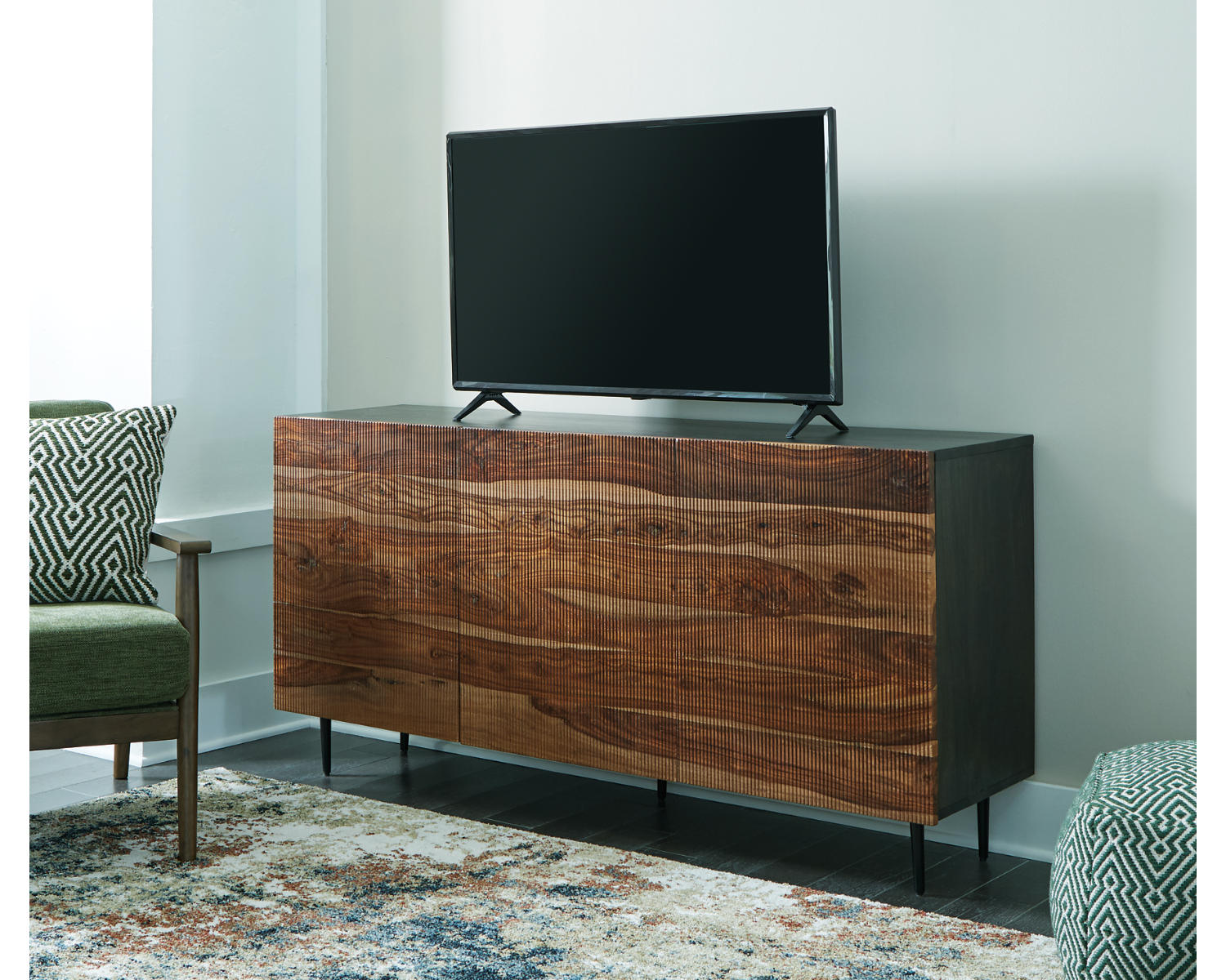 Darrey Accent Cabinet