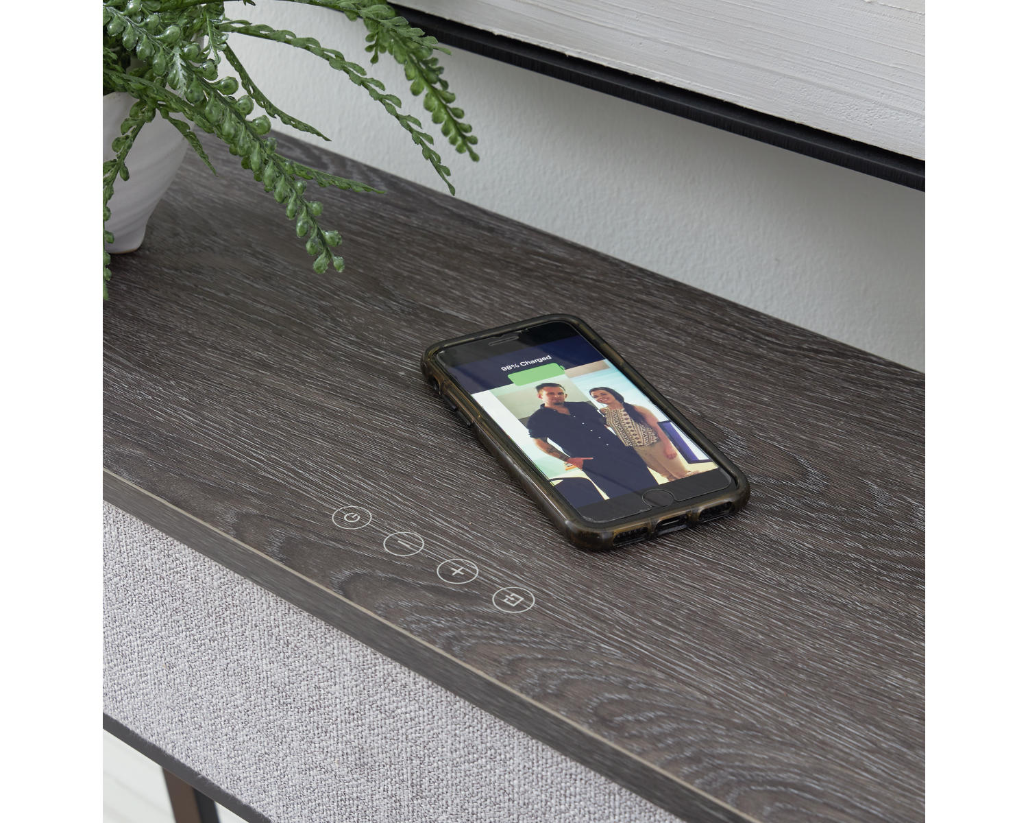 Sethlen Console Sofa Table with Speaker