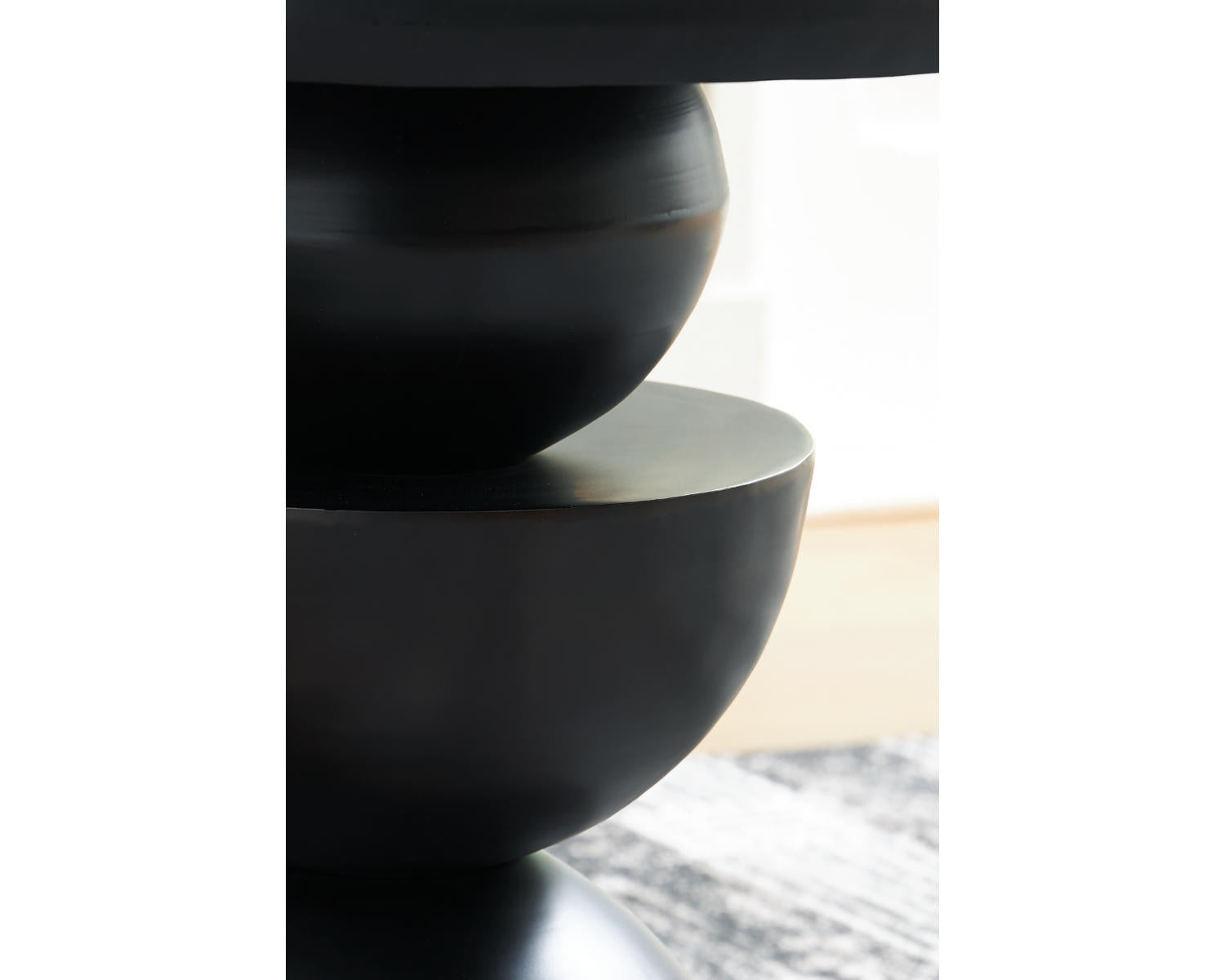 Kurtson Accent Table