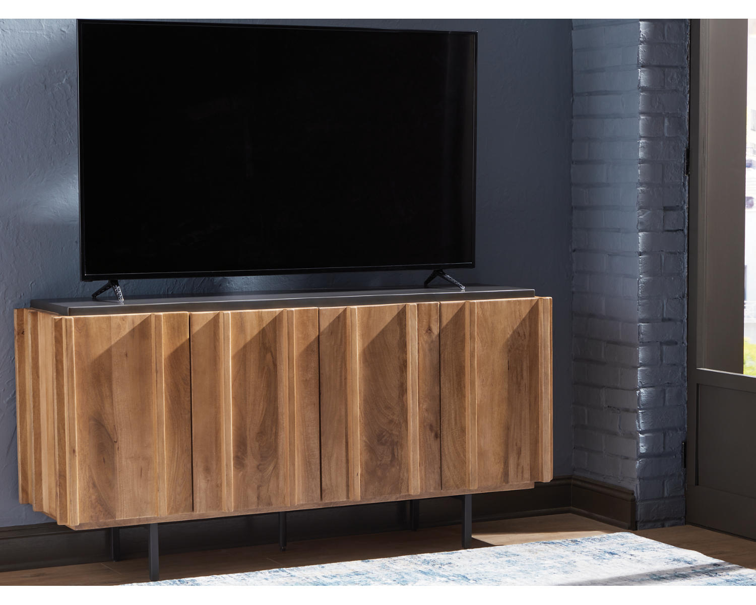 Quintavious Accent Cabinet