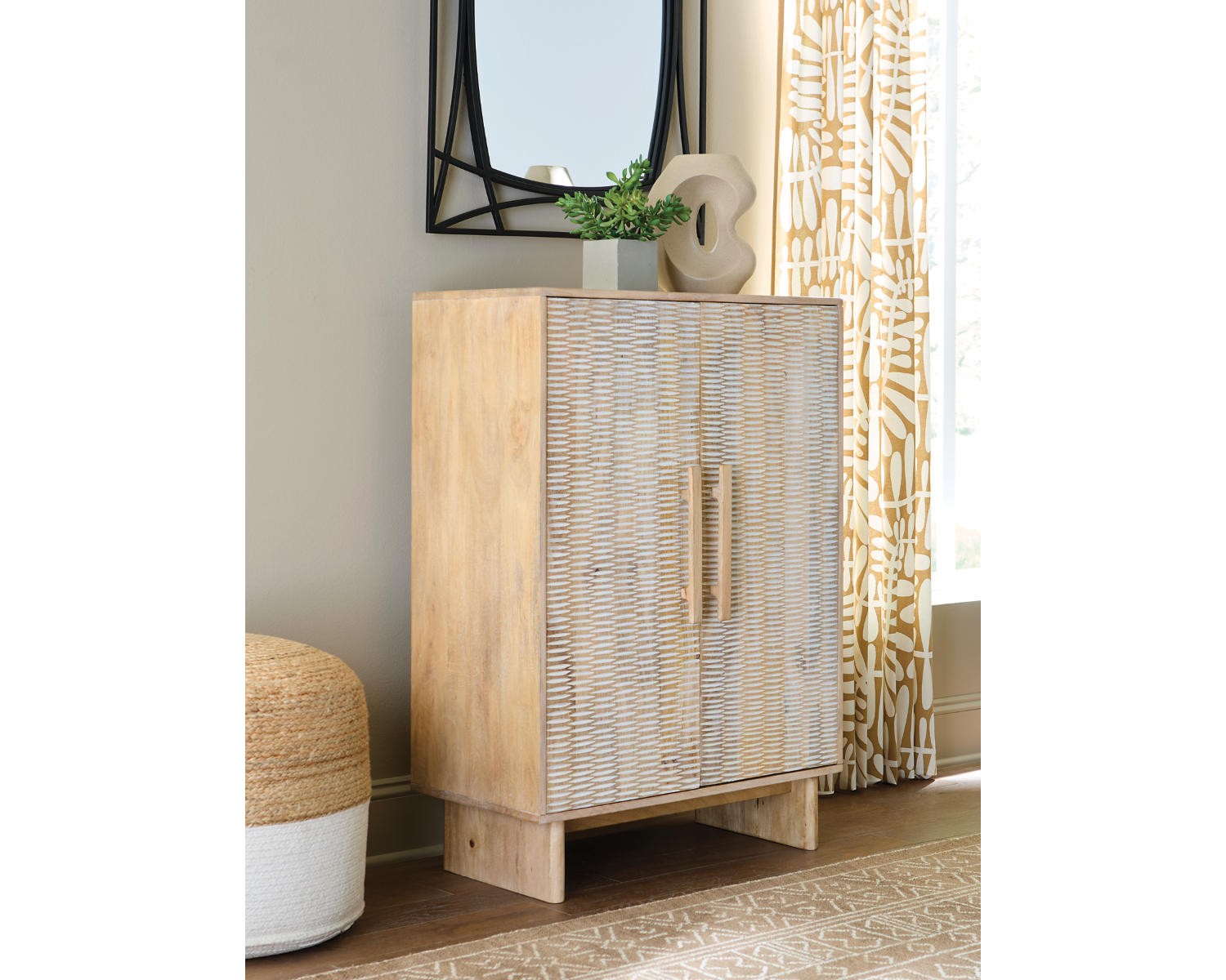 Dallinbury Accent Cabinet