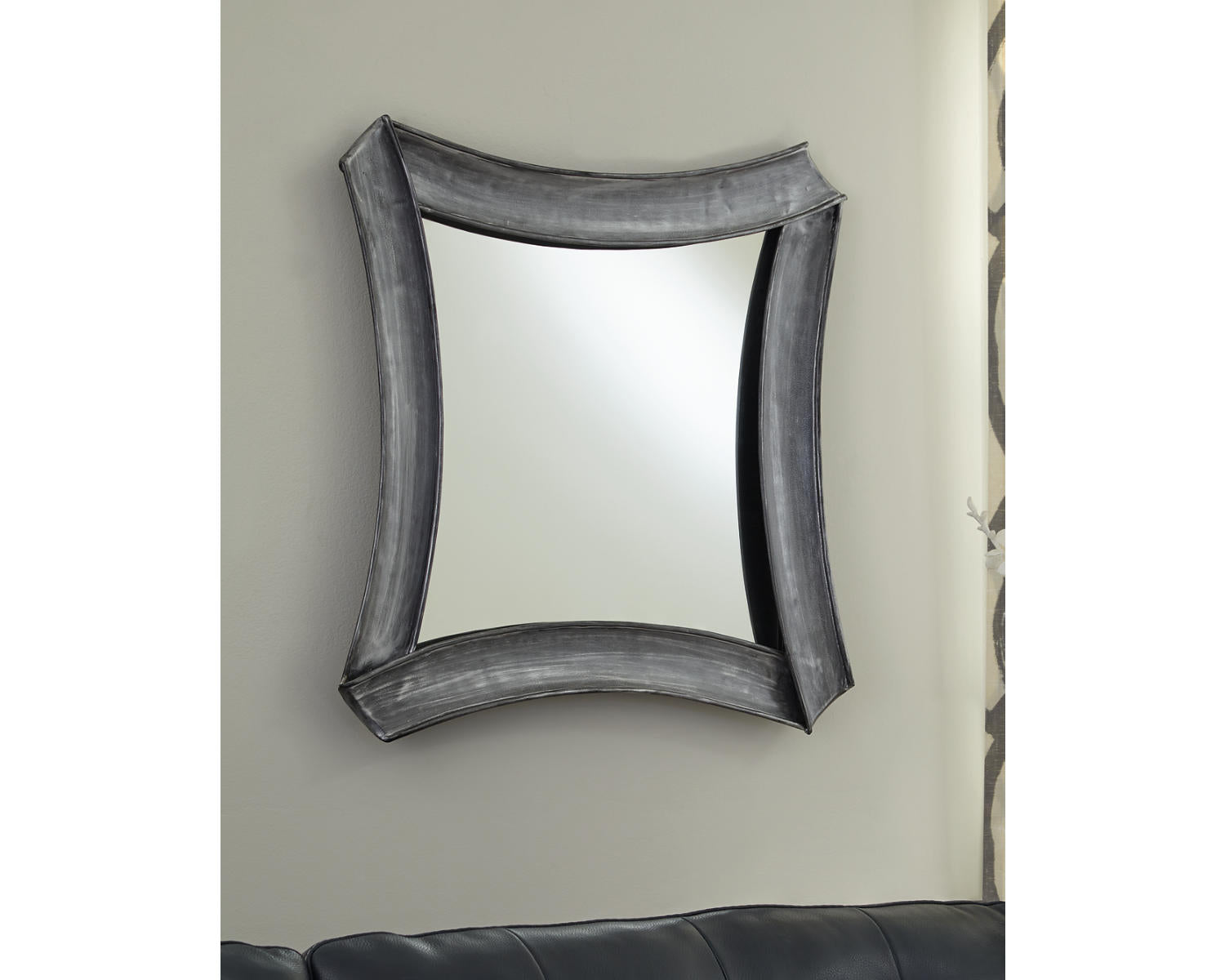 Posie Accent Mirror