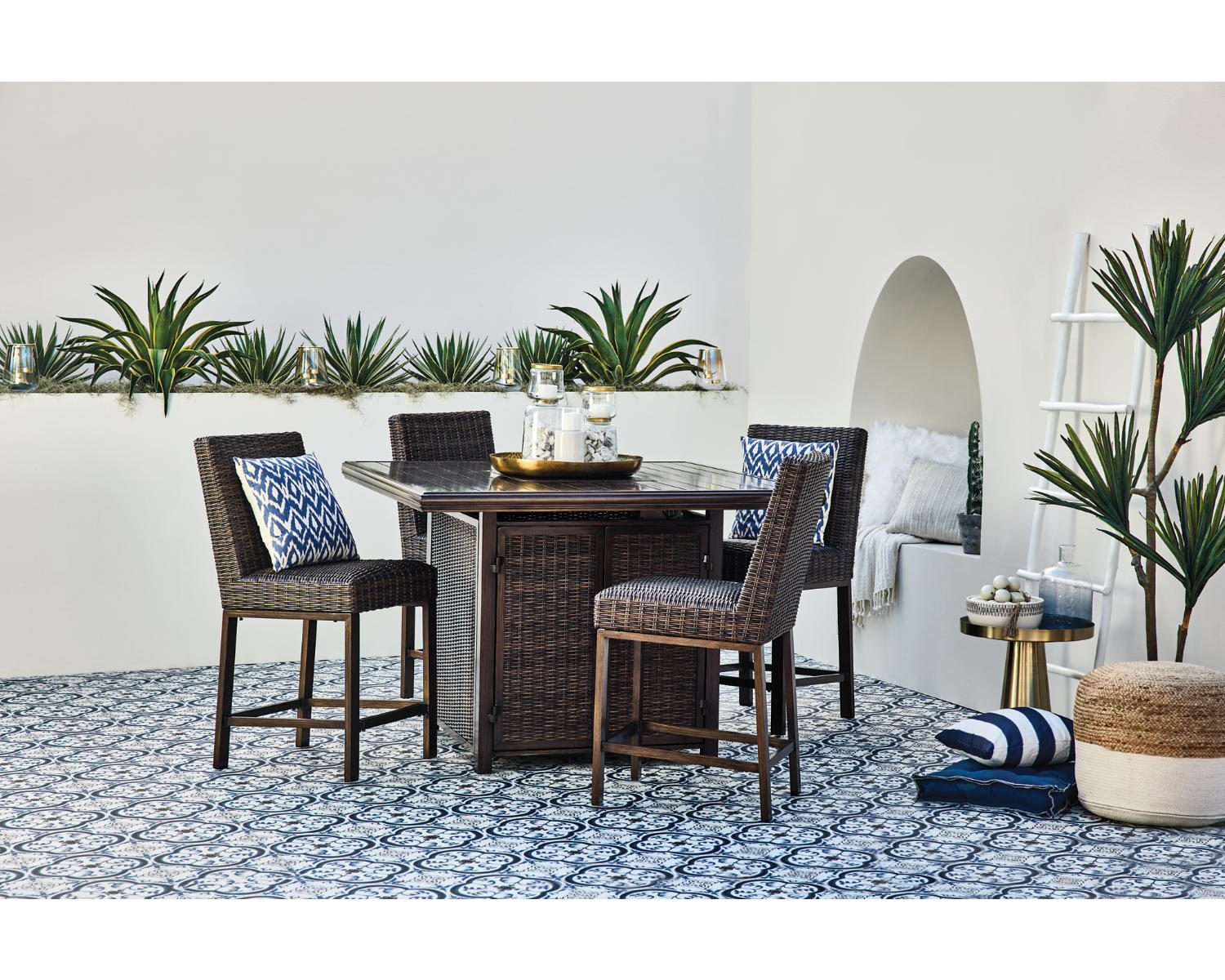 Paradise Trail Outdoor Counter Height Dining Table with 4 Barstools