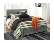 Cazenfeld Queen Panel Bed
