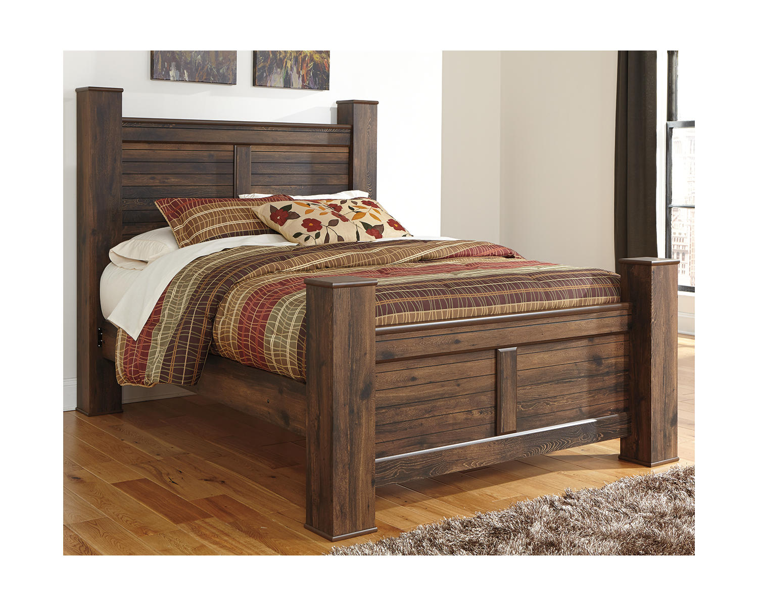 Quinden Queen Poster Bed