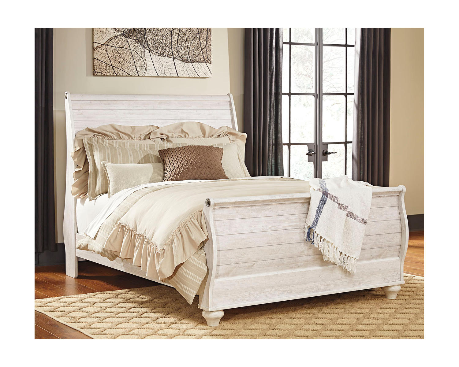 Willowton Queen Sleigh Bed