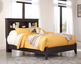 Cama Queen con estantería Reylow