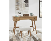 Thadamere Vanity with Stool