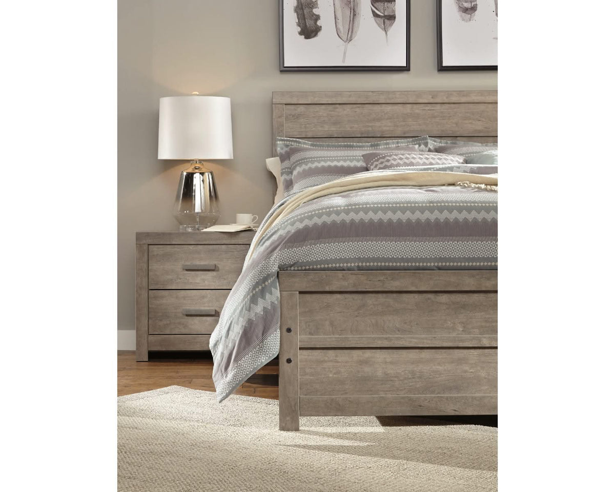 Cama King con paneles Culverbach