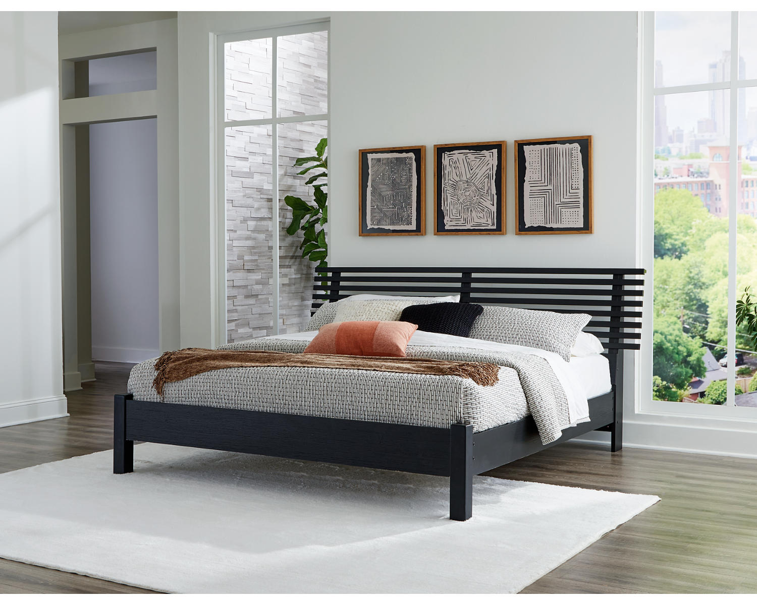Danziar King Slat Panel Bed