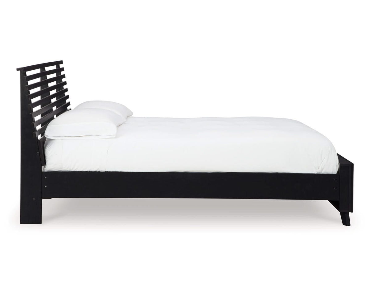 Danziar King Slat Panel Bed