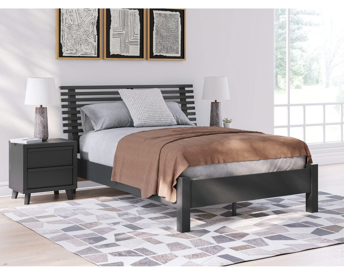 Danziar Full Slat Panel Bed