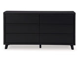 Cama King Danziar con paneles, cómoda y dos mesitas de noche