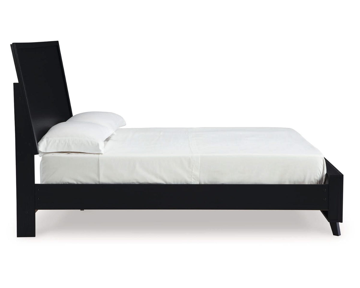 Cama Queen con paneles, cómoda y mesita de noche Danziar