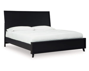 Cama King Danziar con paneles, cómoda y dos mesitas de noche