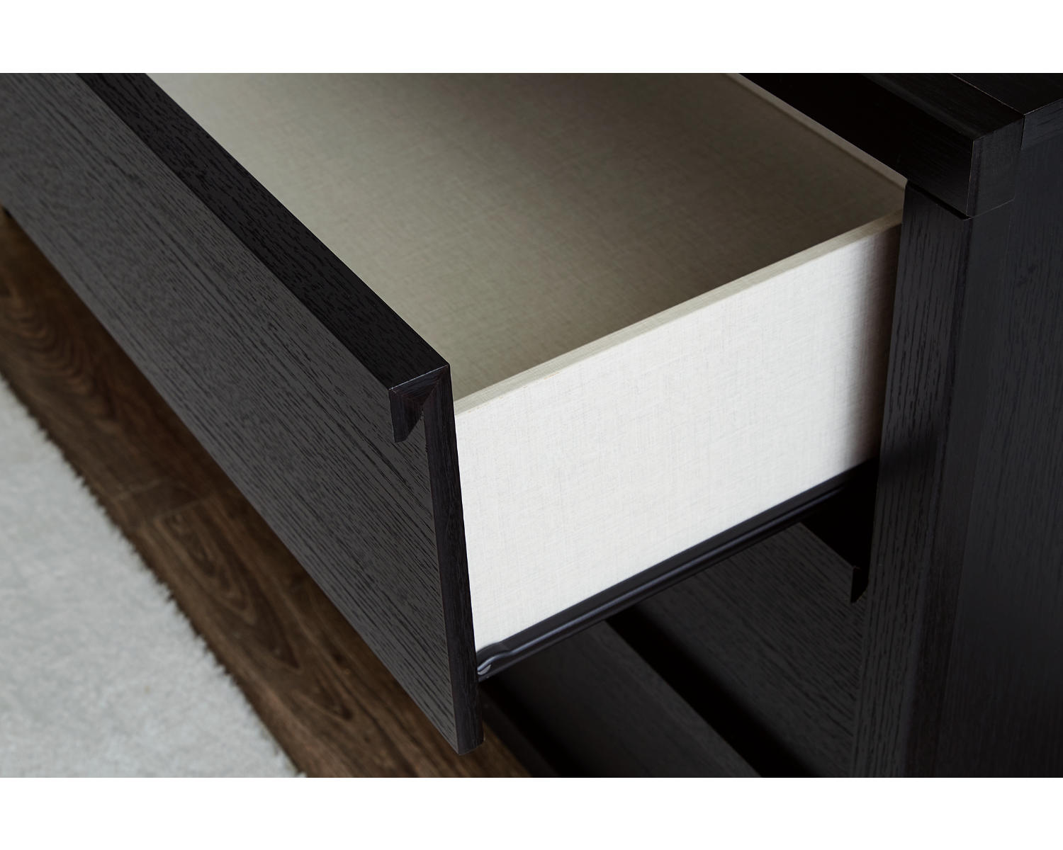 Danziar Wide Chest of Drawers