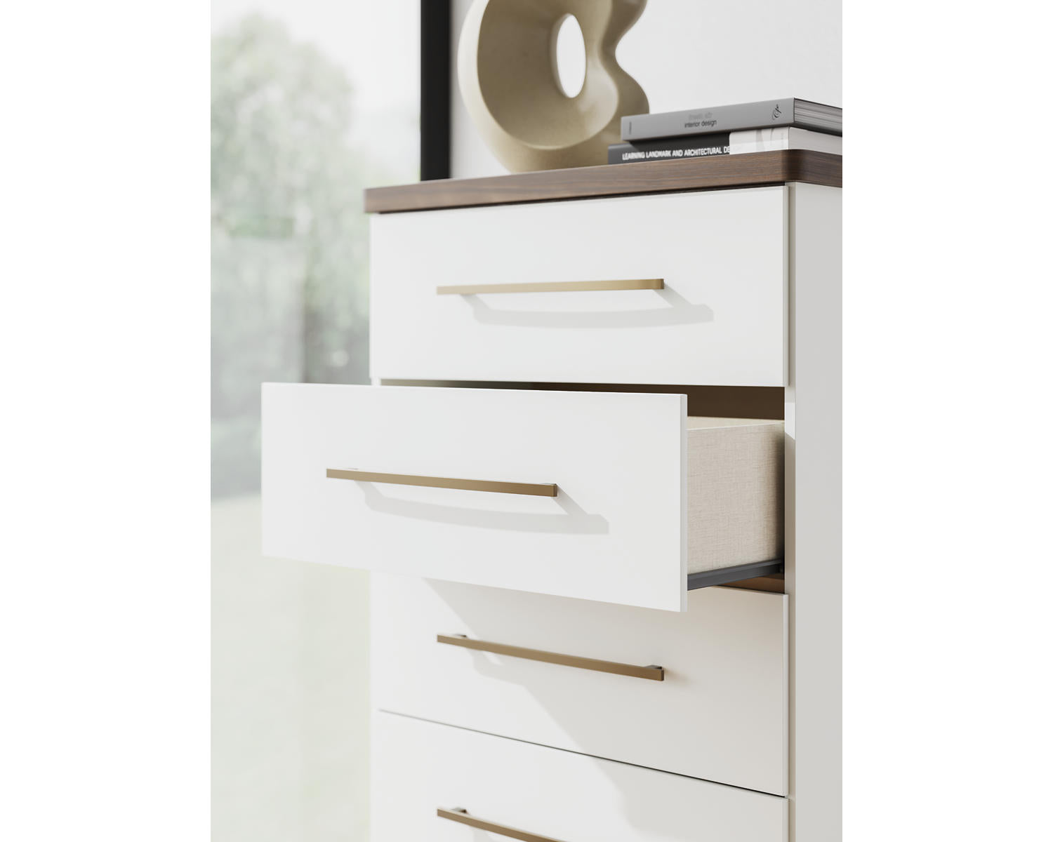 Kendanport Chest of Drawers