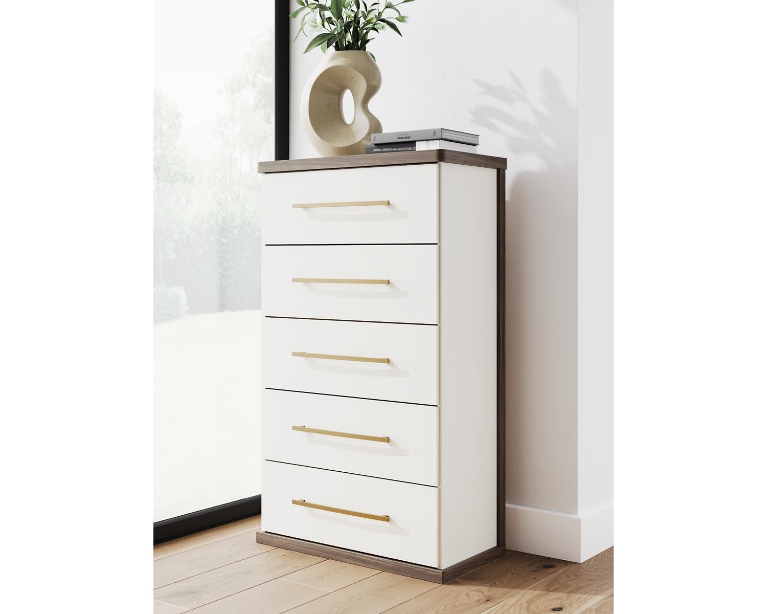 Kendanport Chest of Drawers