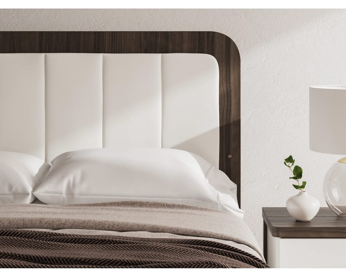 Cama tapizada Kendanport Queen