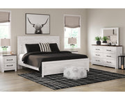 Gerridan King Panel Bed with Mirrored Dresser and Nightstand