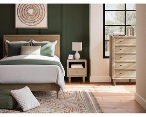 Cama Queen con paneles Cielden