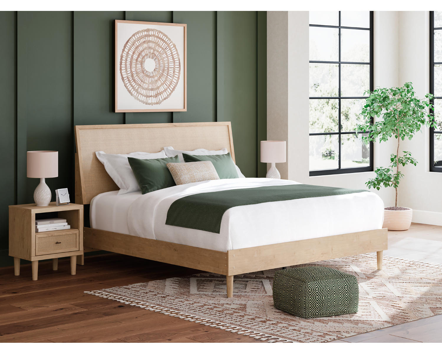 Cielden King Panel Bed