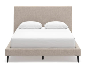 Cama tapizada Cielden Queen, cómoda y dos mesitas de noche