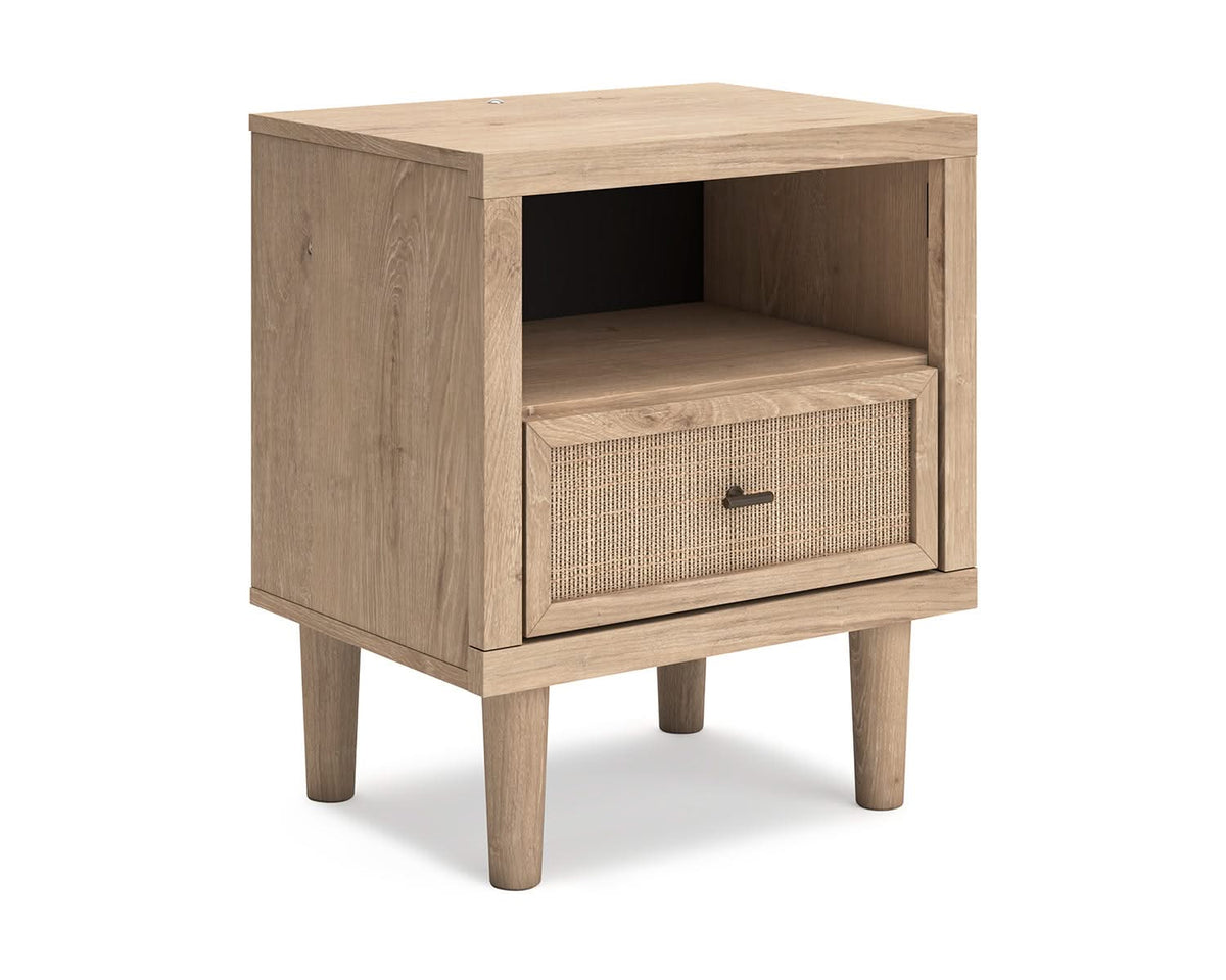 Cama tapizada Cielden Queen, cómoda y dos mesitas de noche