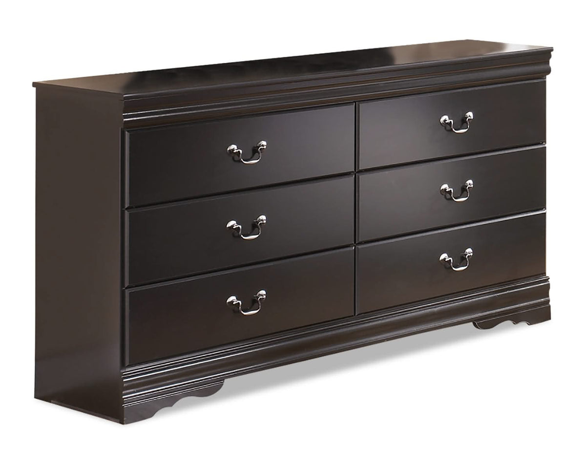 Huey Vineyard Full Sleigh Bed, Dresser, Mirror, Chest and Nightstand