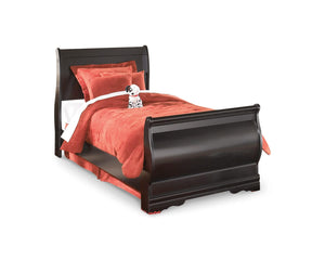 Huey Vineyard Twin Sleigh Bed and Nightstand