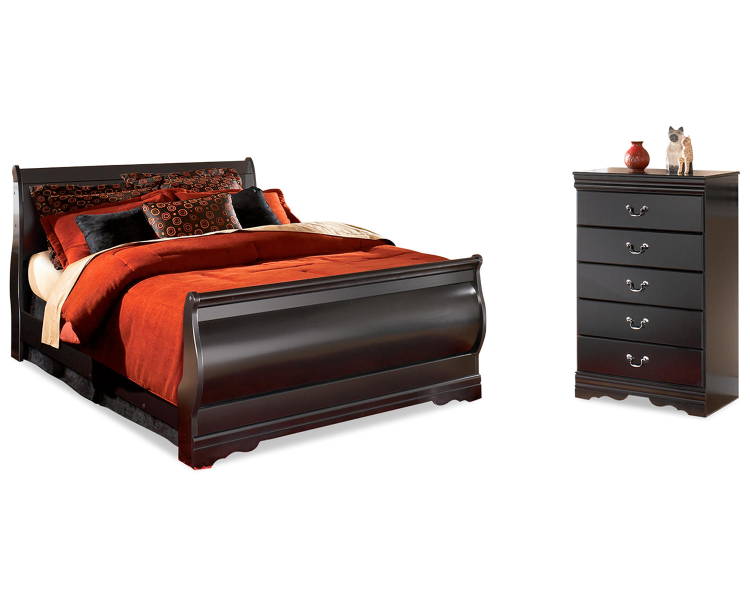 Huey Vineyard Queen Sleight Bed and Chest