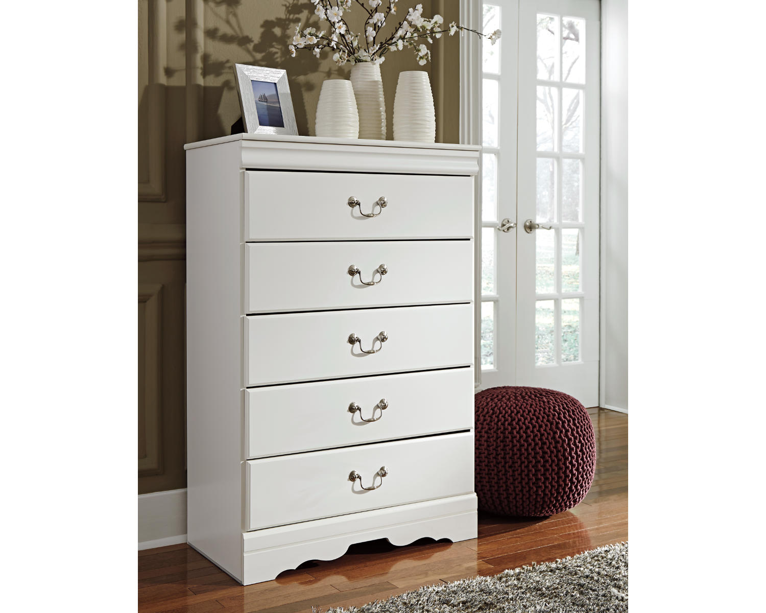 Anarasia Twin Sleigh Bed, Dresser, Mirror and Chest