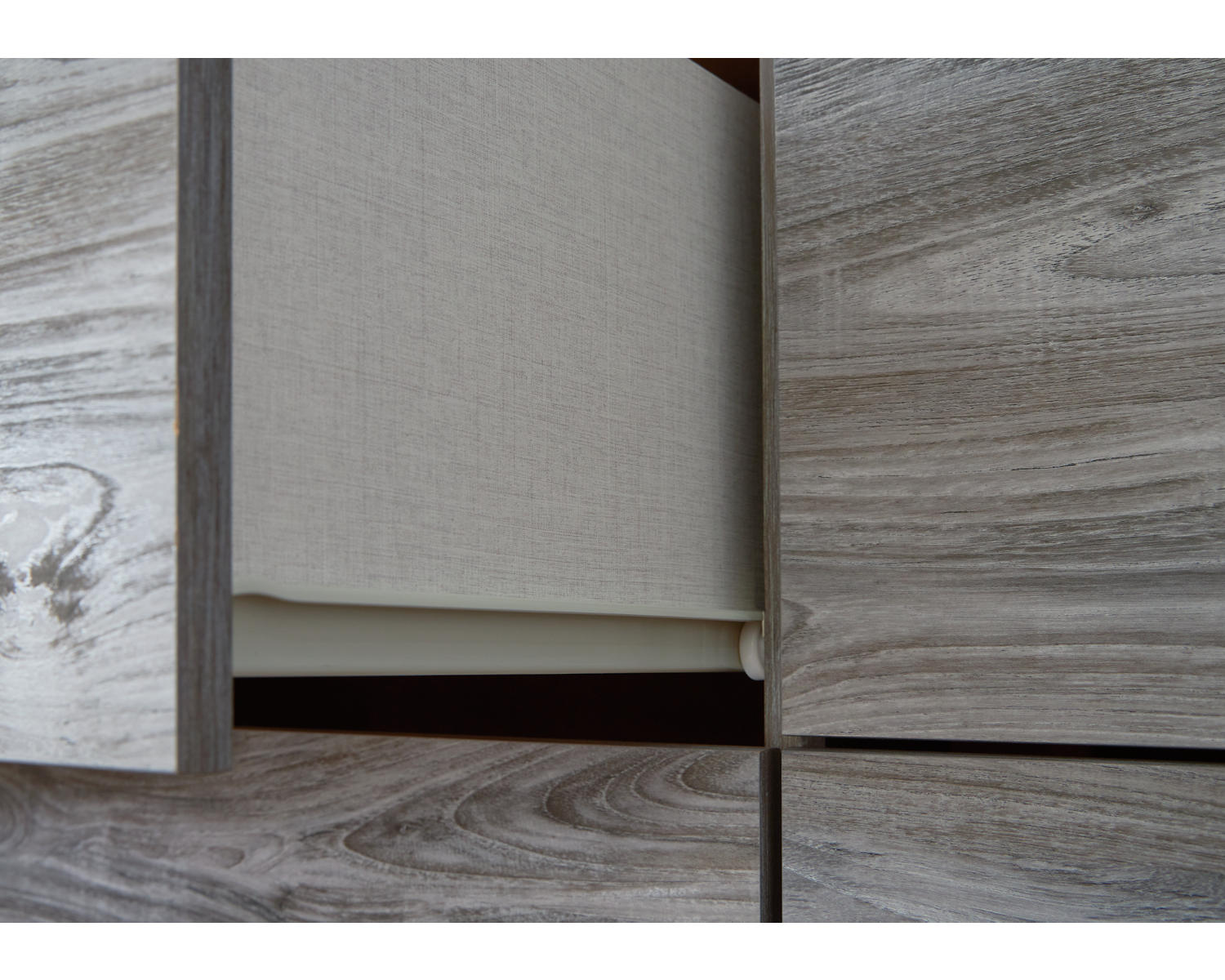 Bronyan Nightstand