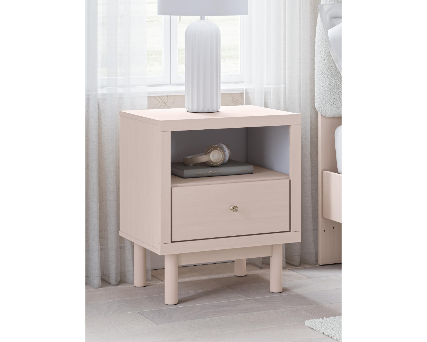 Wistenpine Nightstand