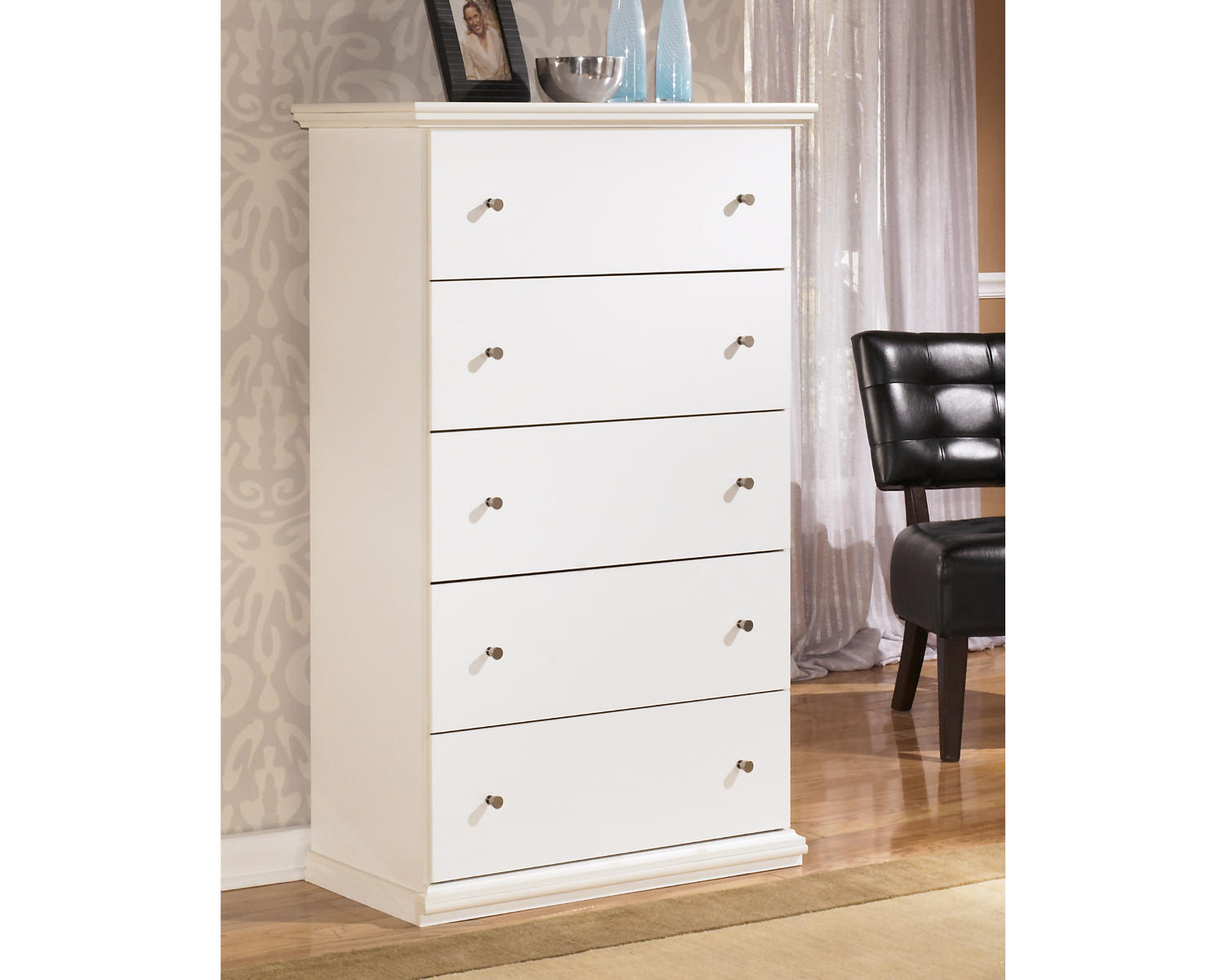 Bostwick Shoals King Panel Bed and Chest