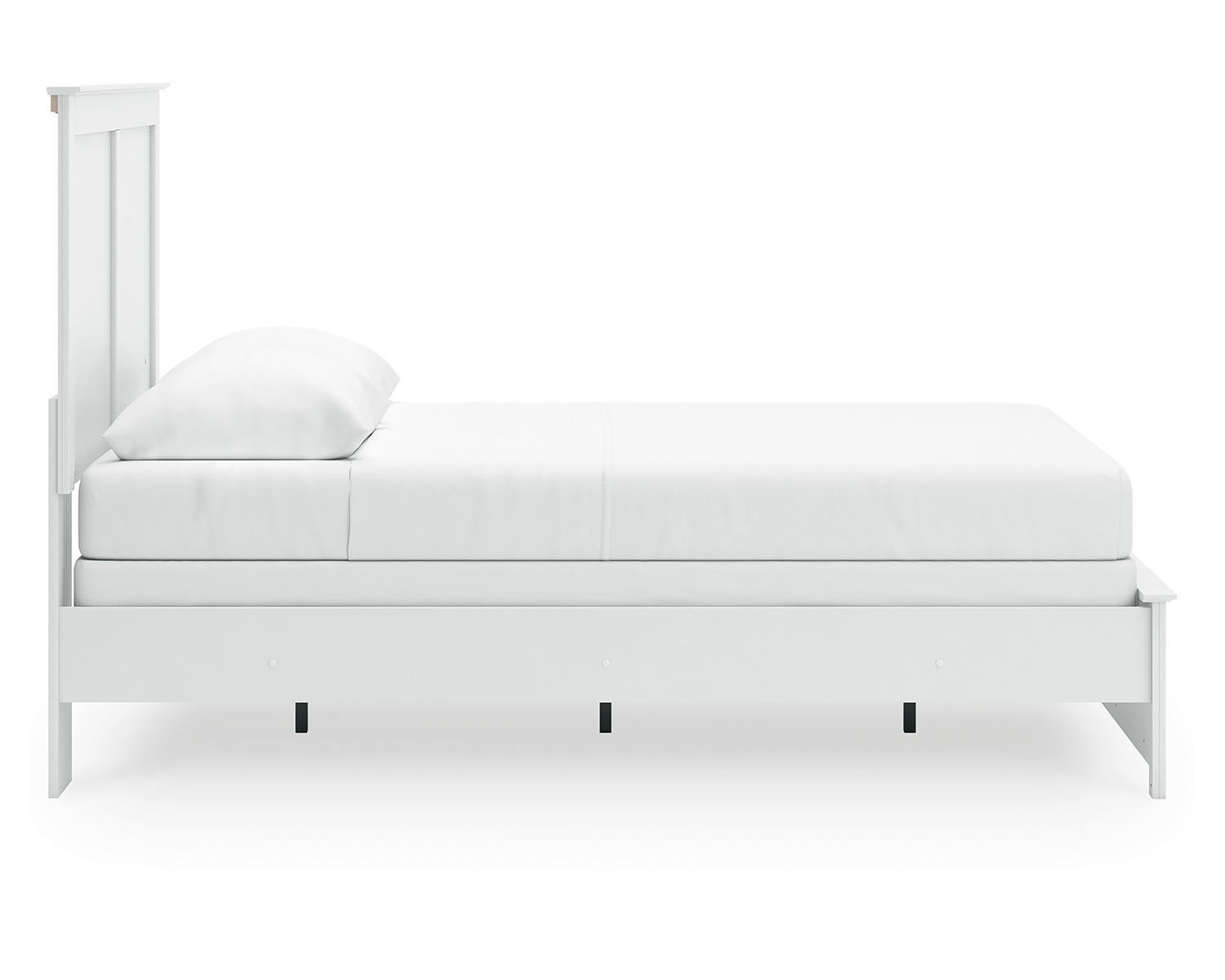 Bostwick Shoals Queen Panel Bed and Dresser
